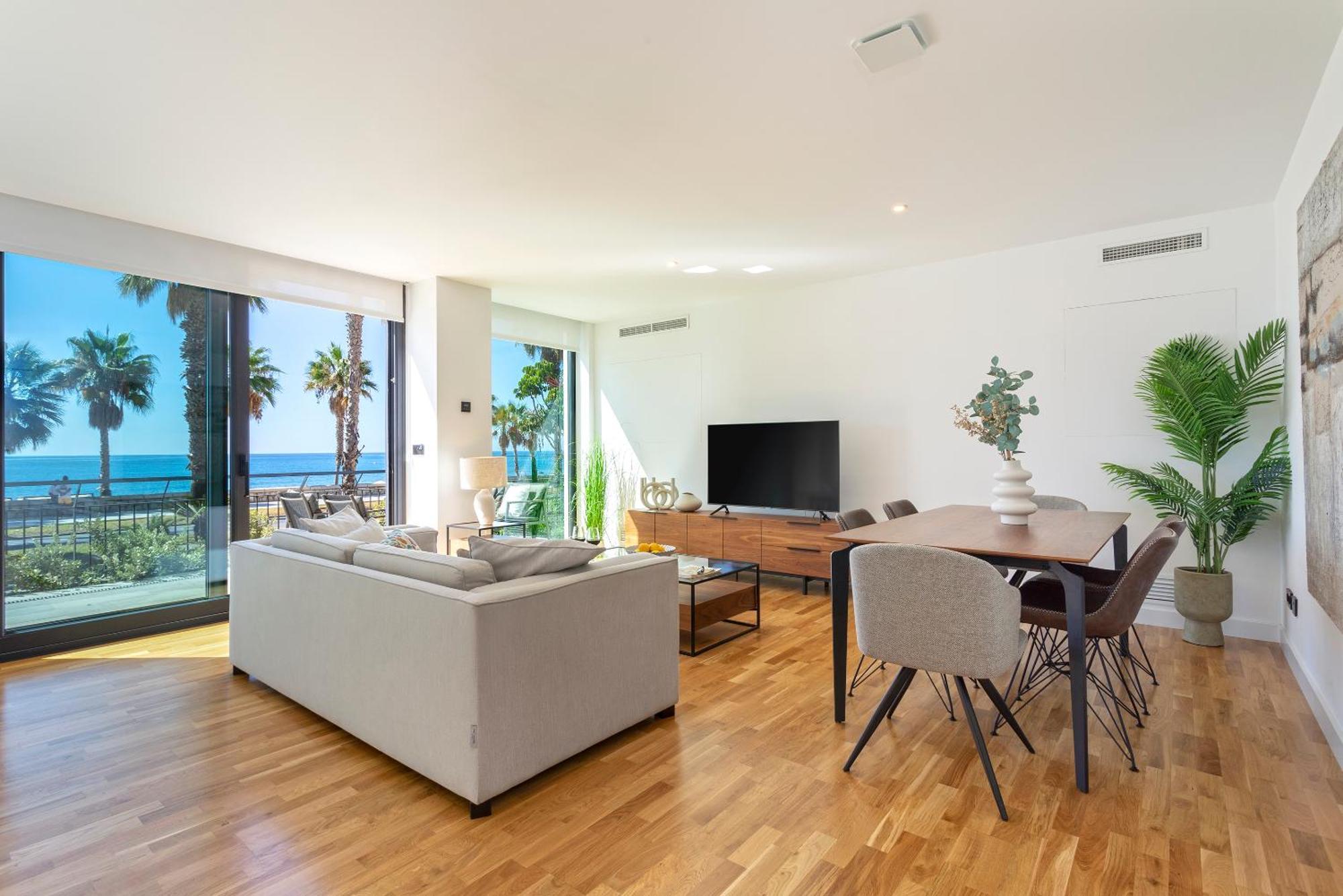 Malagueta Beach Front Luxury Apartment By Rent Me Málaga Buitenkant foto