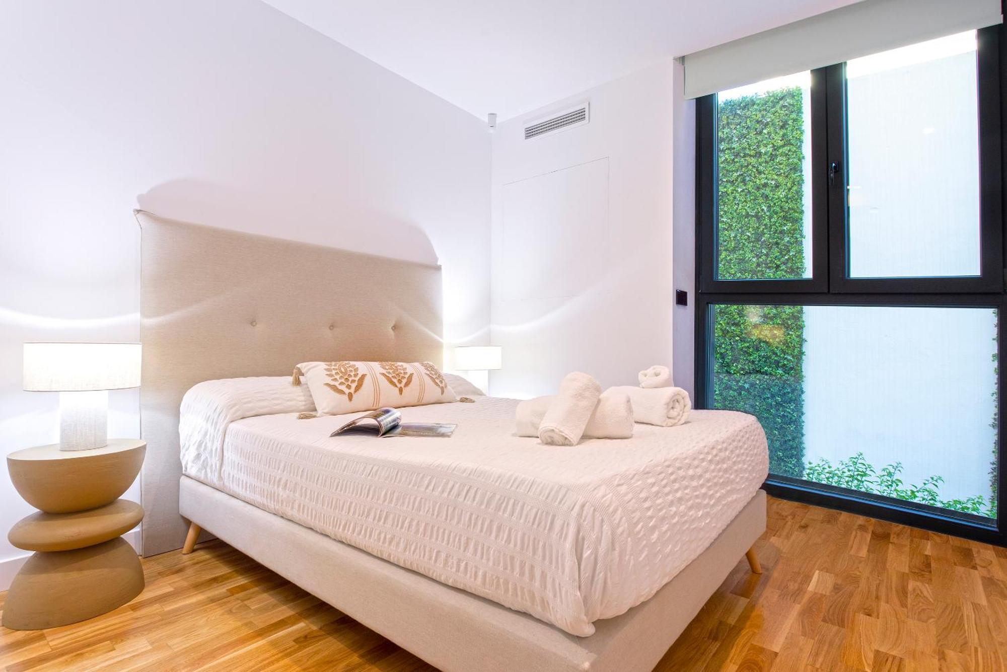 Malagueta Beach Front Luxury Apartment By Rent Me Málaga Buitenkant foto